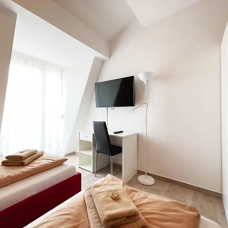 Pension Voesendorf 4*