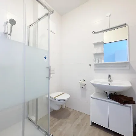 بيت ضيافة Pension Voesendorf *