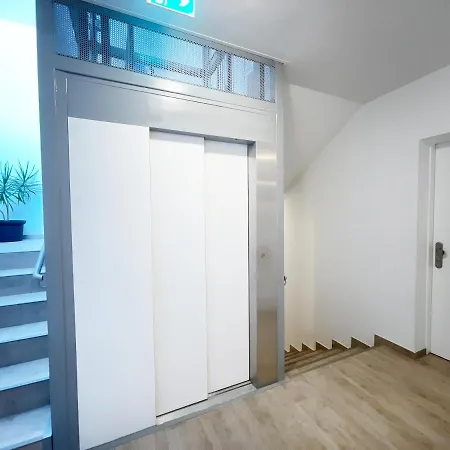 Pension Voesendorf Pensjonat Vösendorf