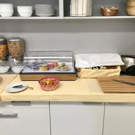 Pension Voesendorf 4*