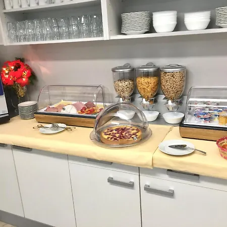 Pension Voesendorf Pensjonat 4*