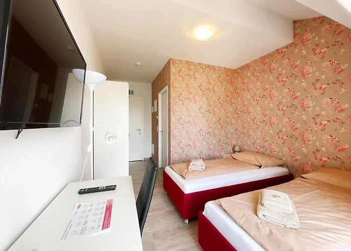 Pension Voesendorf Pensjonat Vösendorf